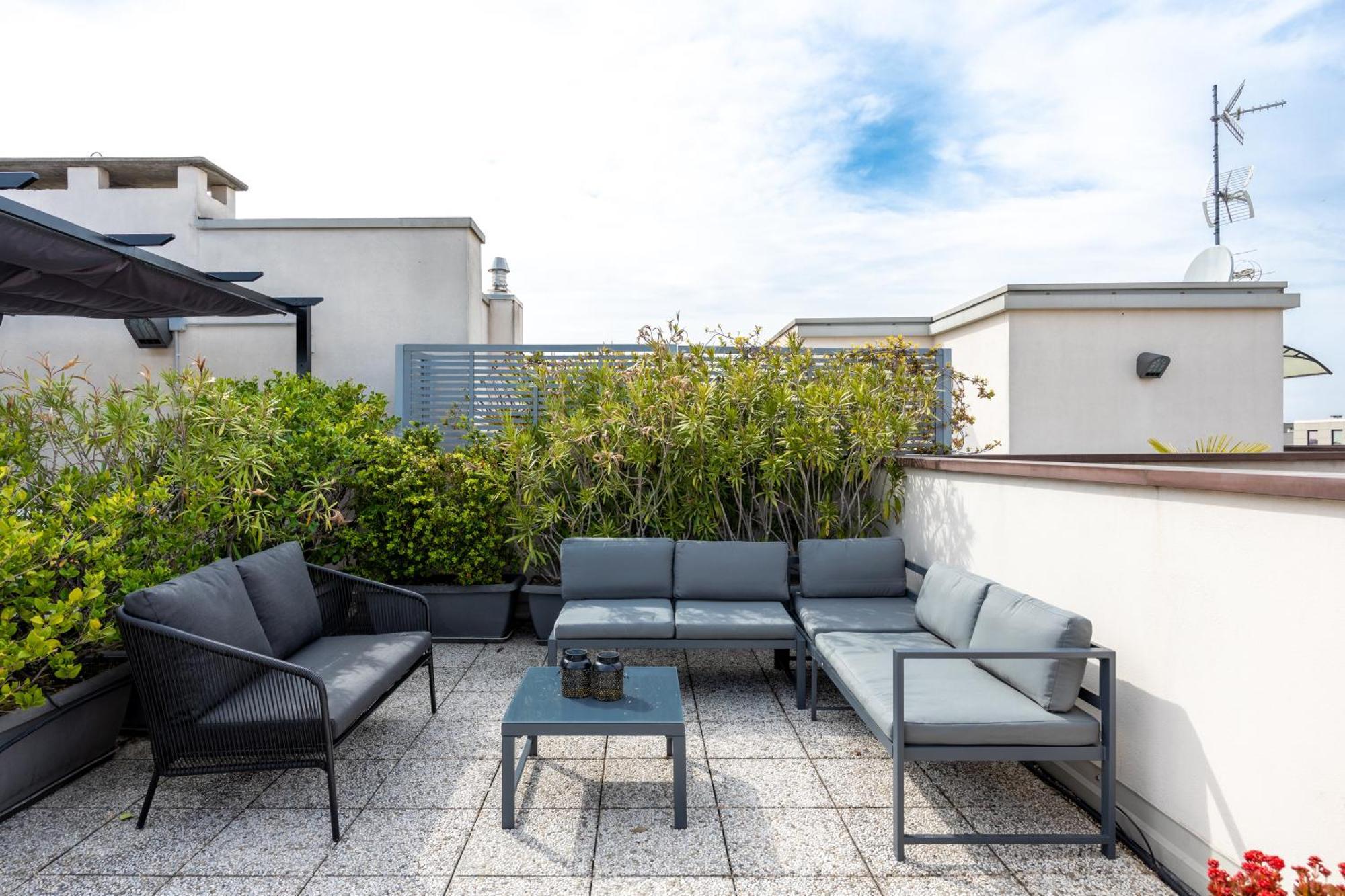Bocconi'S Nest - Close To Duomo With Terrace Milaan Buitenkant foto