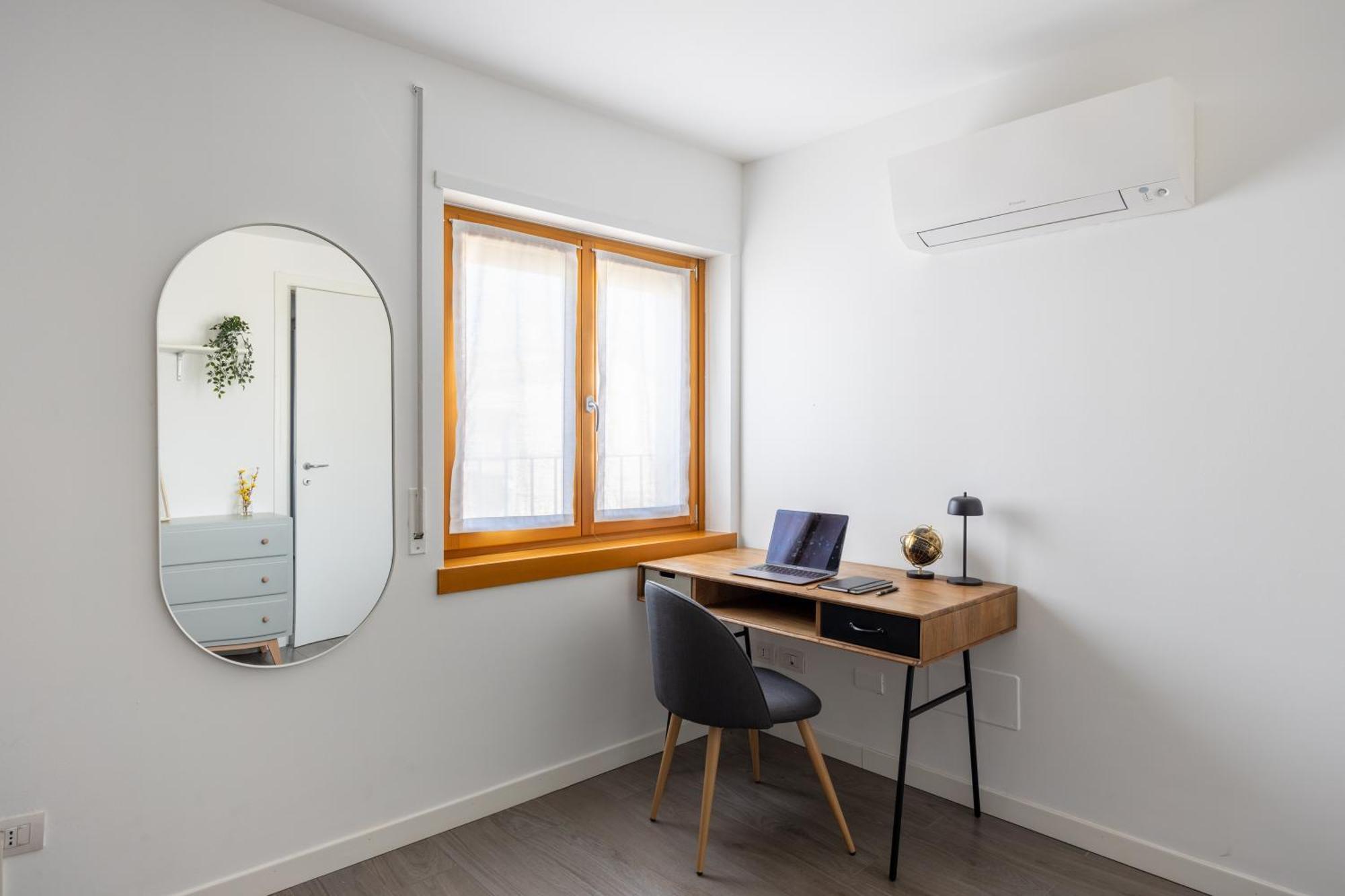 Bocconi'S Nest - Close To Duomo With Terrace Milaan Buitenkant foto
